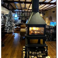 Lareira central a lenha Huelva 4 vidros Bronpi 16 kW