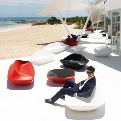UFO lacquer Chair Vondom white lacquer